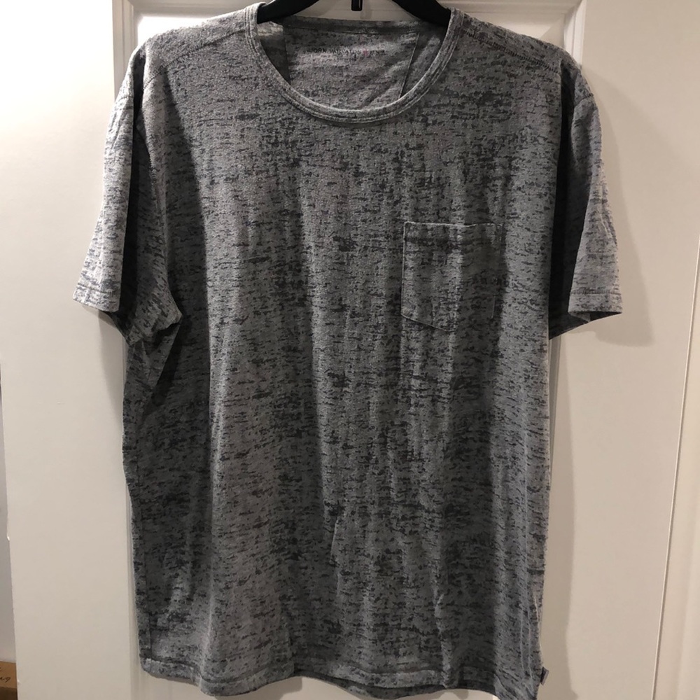 Men’s short sleeve, crew neck t-shirt
